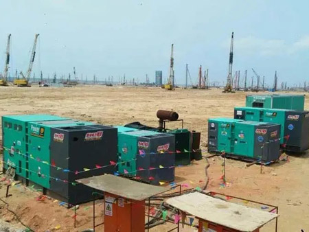 南宁柴油发电机组干式空气滤清器的维护成本高吗？