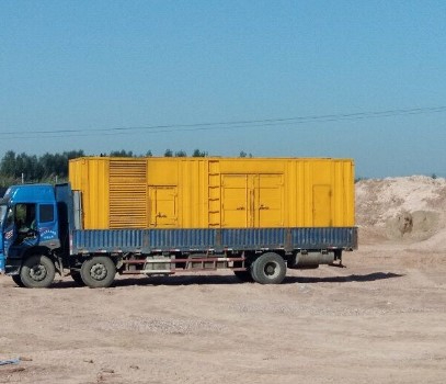 南宁海拔3000m以上地区的变压器外绝缘距离应如何确定？