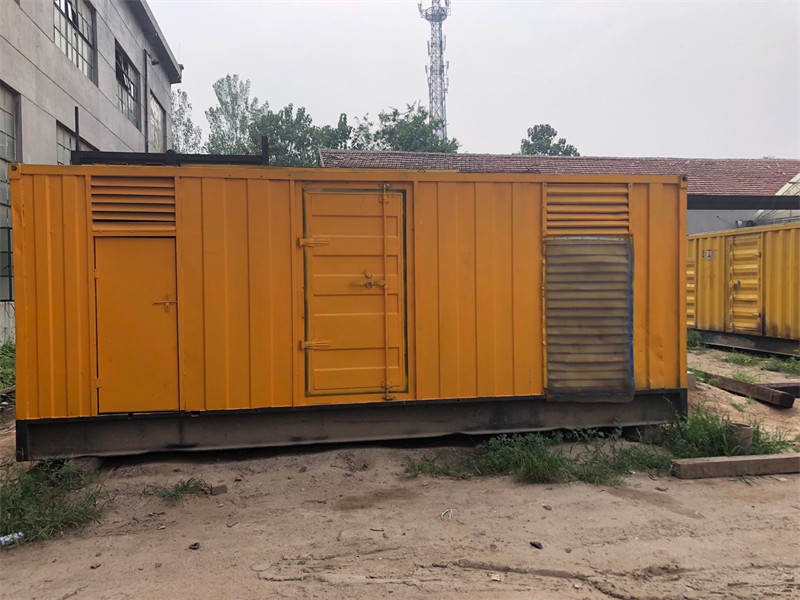 南宁发电机出租进行负载测试时，电瓶电量不足的具体判断标准是什么？