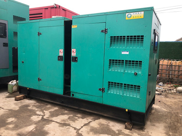 南宁怎样合理控制磷酸铁锂蓄电池的充放电倍率以延长其使用寿命？